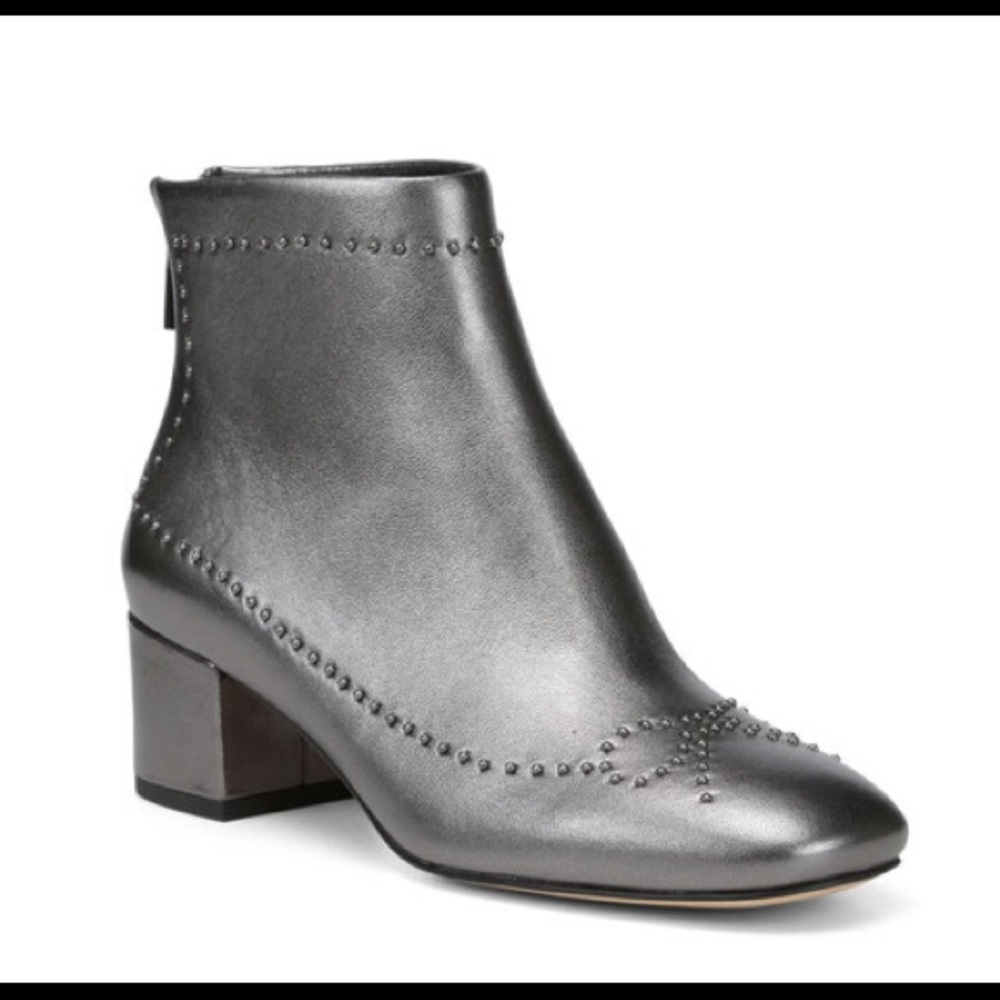 Donald Pliner Cagney Bow Booties